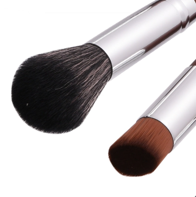 10 Makeup brushes